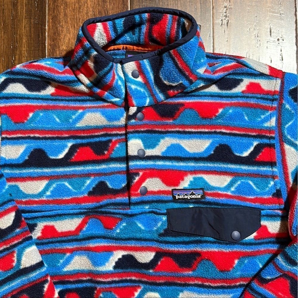 Patagonia Multicolor Patterned Fleece Pullover - Blue, Red, Black - Picture 5 of 5